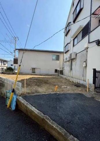吹田市千里丘中　建築条件無し　売り土地
