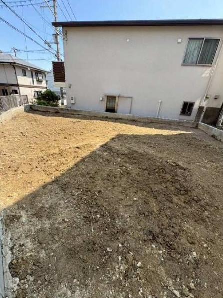 吹田市千里丘中　建築条件無し　売り土地