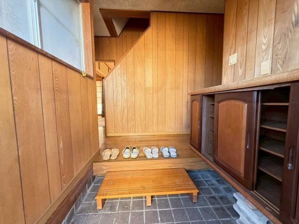 中郷町汐見ケ丘4-297-36　中古住宅