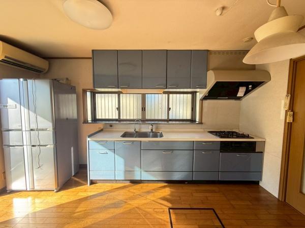 中郷町汐見ケ丘4-297-36　中古住宅