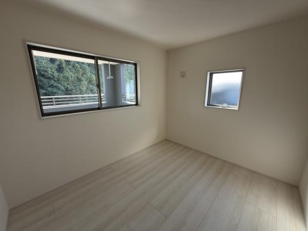 小美玉市小川第1HM1-2号棟　全洋室2階建　趣味の部屋付