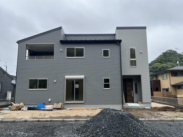 小美玉市小川第1HM1-2号棟　全洋室2階建　趣味の部屋付