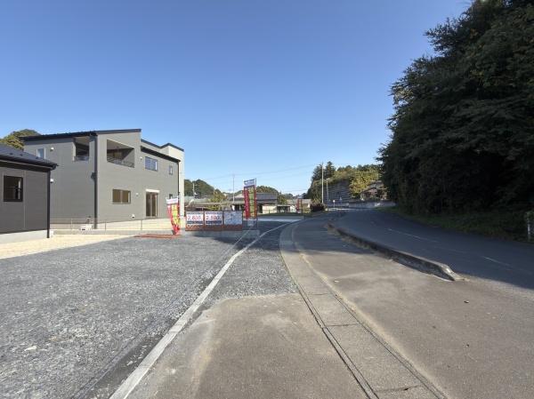 小美玉市小川第1HM1-2号棟　全洋室2階建　趣味の部屋付
