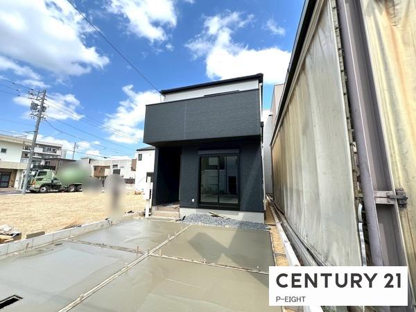 名古屋市千種区萱場２丁目の新築一戸建