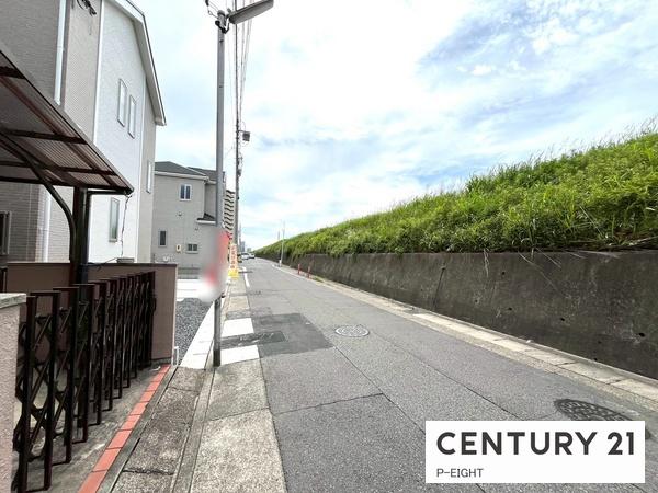 西区清里町4072号棟