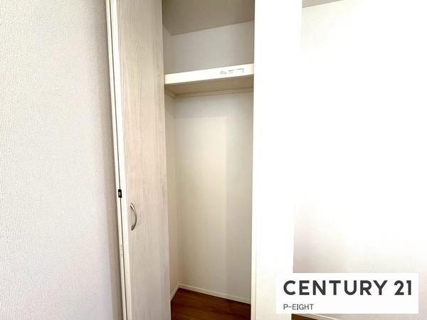 名古屋市熱田区千年1丁目の新築一戸建(収納)