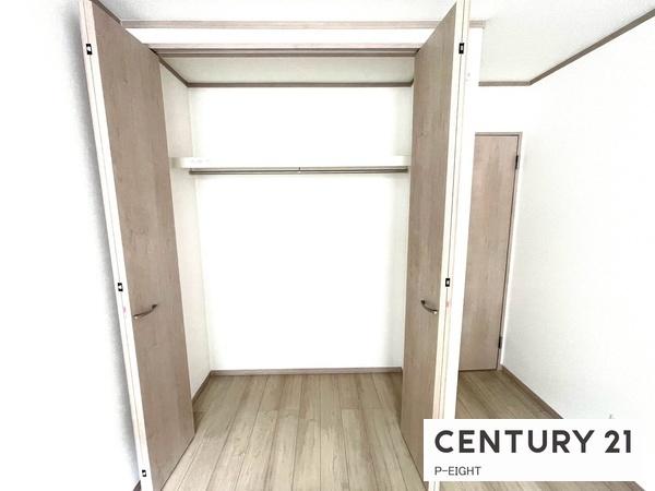 東海市養父町南堀畑の新築一戸建(収納)