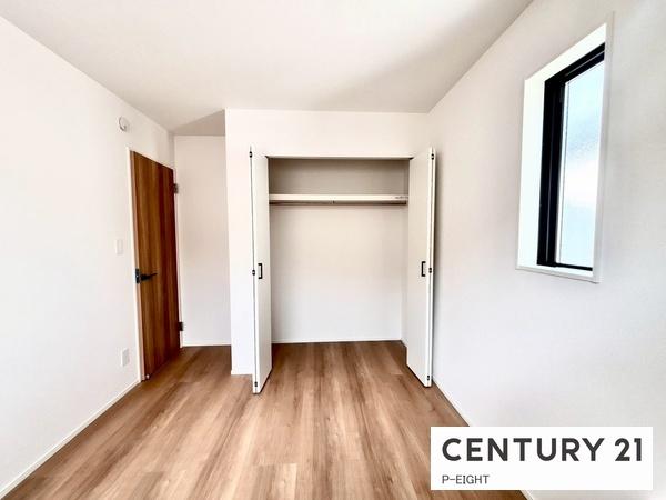 北名古屋市六ツ師7期 1号棟 新築戸建て(収納)