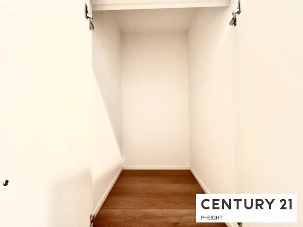 北名古屋市六ツ師7期 1号棟 新築戸建て(収納)