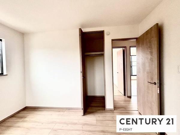 小牧市大字三ツ渕字観音堂 B棟(収納)