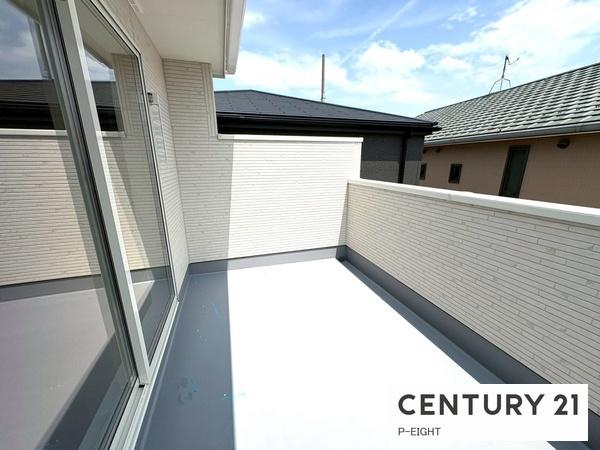 稲沢市平和町西光坊宮西　1号棟