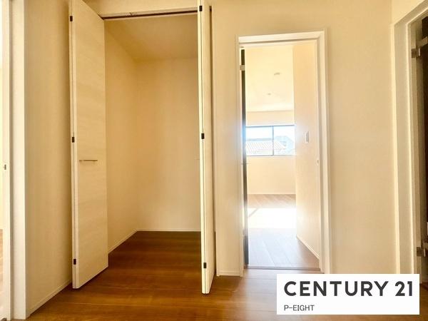 春日井市神屋町の新築一戸建(収納)