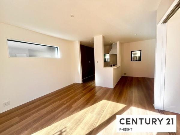 春日井市神屋町の新築一戸建(リビング)