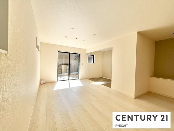 瀬戸市平町1丁目の新築一戸建(リビング)