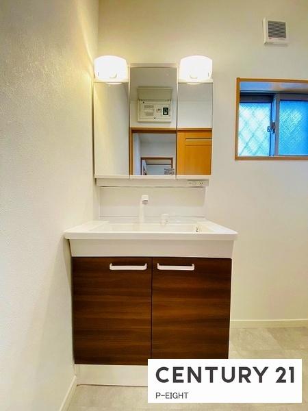 名古屋市西区稲生町字杁先の中古一戸建て(洗面台・洗面所)