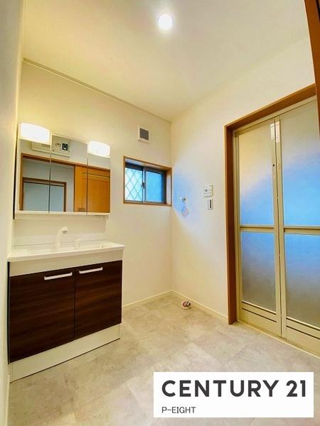 名古屋市西区稲生町字杁先の中古一戸建て(リビング)