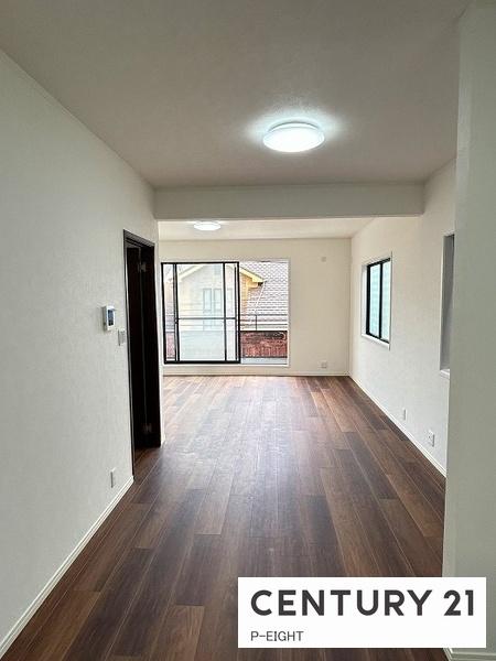 名古屋市南区本城町2丁目の中古一戸建て(リビング)