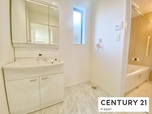 東海市富木島町伏見４丁目の新築一戸建