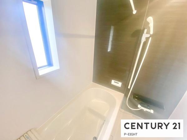 東海市富木島町長田　1号棟