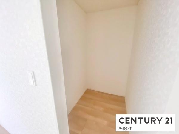 東海市富木島町長田　1号棟