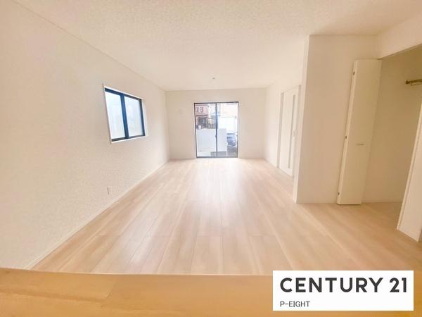 東海市富木島町長田　1号棟