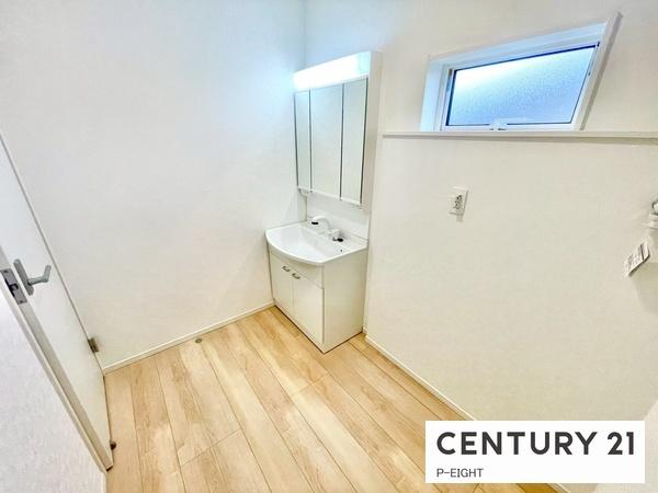 豊田市小坂町１０丁目の新築一戸建