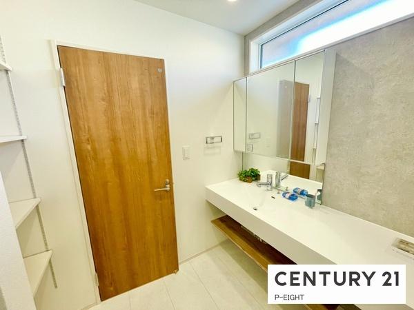 豊田市三軒町２丁目の新築一戸建