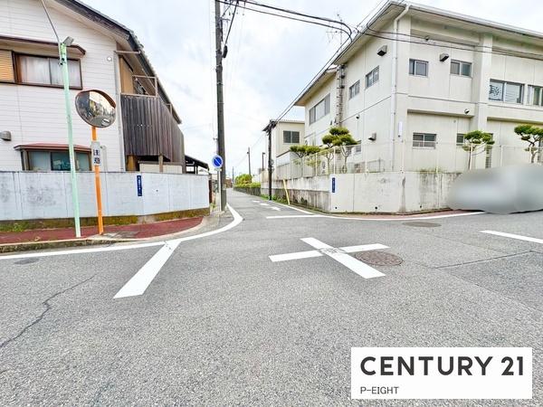 名古屋市北区成願寺１丁目の新築一戸建