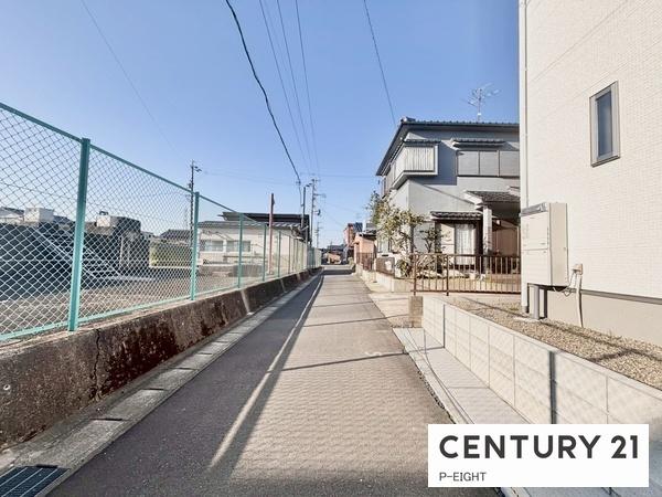 一宮市千秋町穂積塚本字宮西の新築一戸建