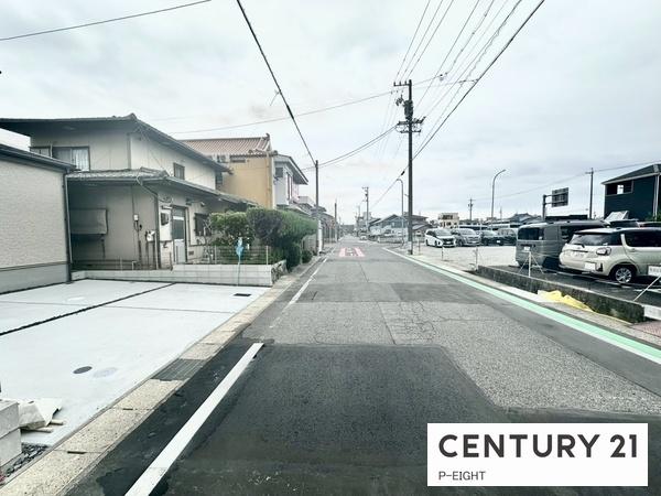 豊明市新田町門先の新築一戸建