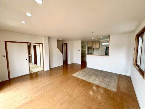 瀬戸市水無瀬町の中古一戸建