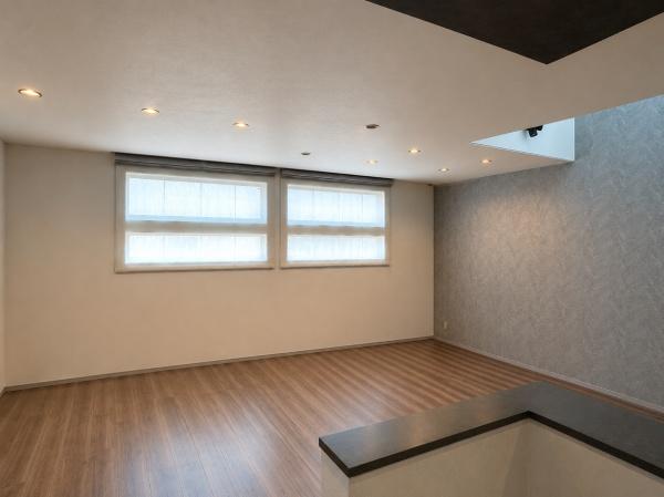 春日井市知多町２丁目の中古一戸建て