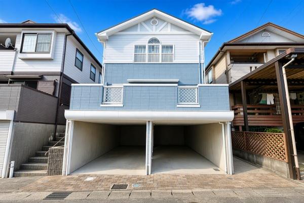 知多市巽が丘　シャッターガレージ2台　中古戸建