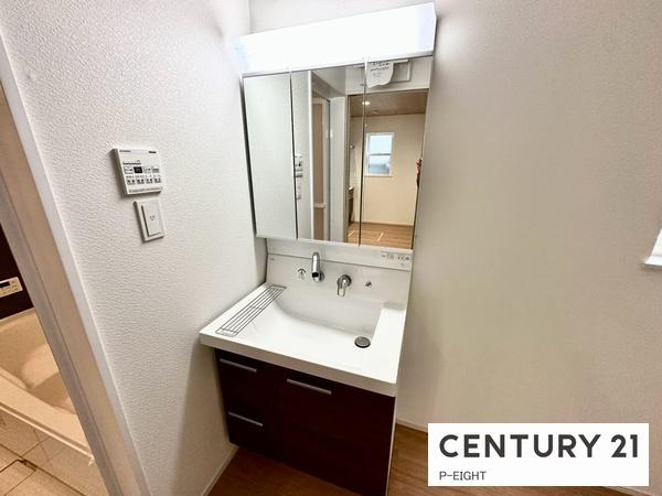 東海市加木屋町唐畑の新築一戸建