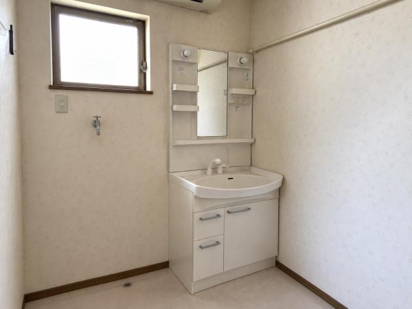 名古屋市緑区鳴海町字母呂後の中古一戸建て