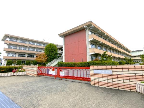 一宮市冨田字橋詰の土地(一宮市立尾西第一中学校)