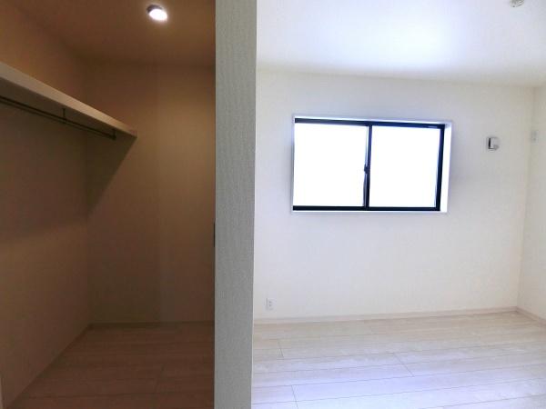 リーブルガーデン江南市飛高町泉　2号棟