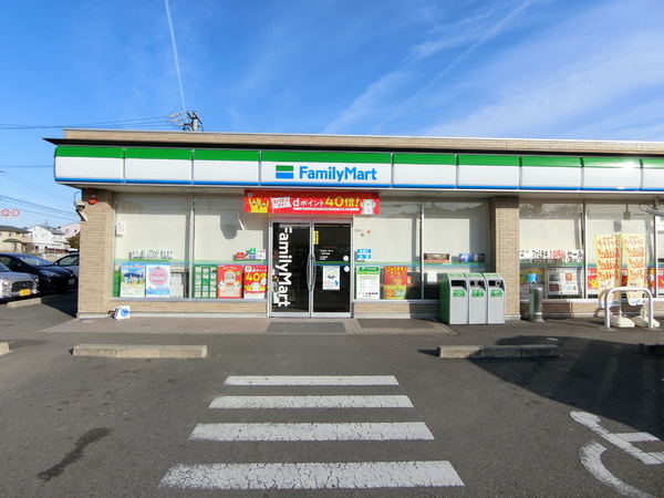 リーブルガーデン一宮市千秋町第1期 1号棟(ファミリーマート一宮千秋佐野店)