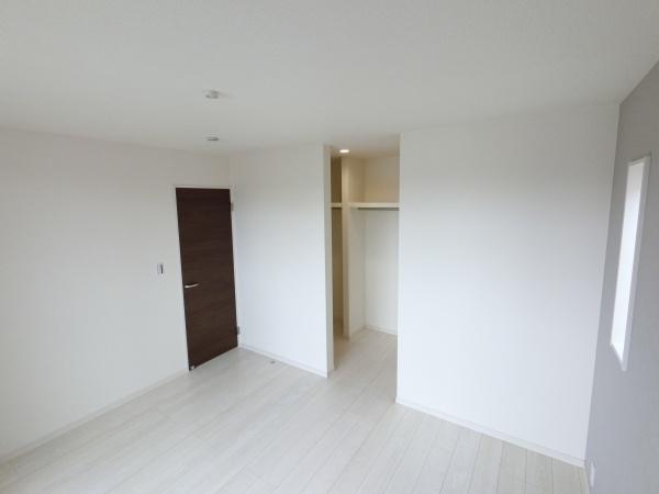 リーブルガーデン江南市田代町　１号棟