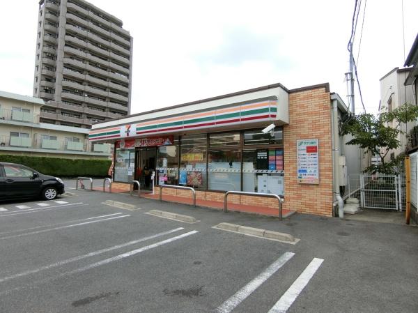 ブルーミングガーデン江南市古知野町久保見 1号棟(セブンイレブン江南駅北店)