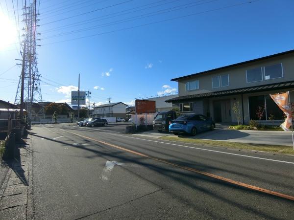 ブルーミングガーデン江南市飛高町栄　１号棟(ゲンキー前飛保店)