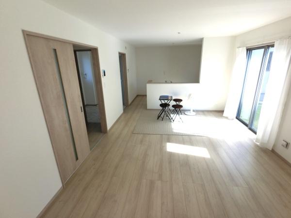 ハートフルタウン江南市今市場 1号棟(リビング)