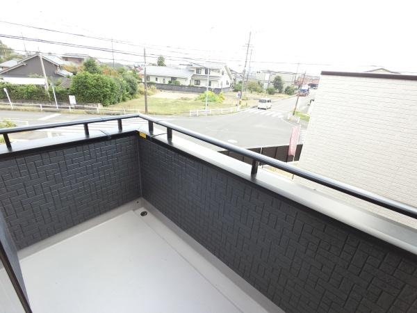 ブルーミングガーデン江南市村久野町寺東 1号棟(バルコニー)