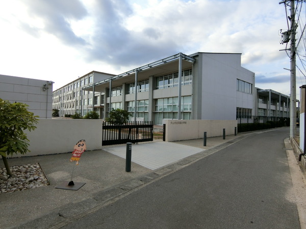 リーブルガーデン犬山市羽黒　２号棟(犬山市立羽黒小学校)