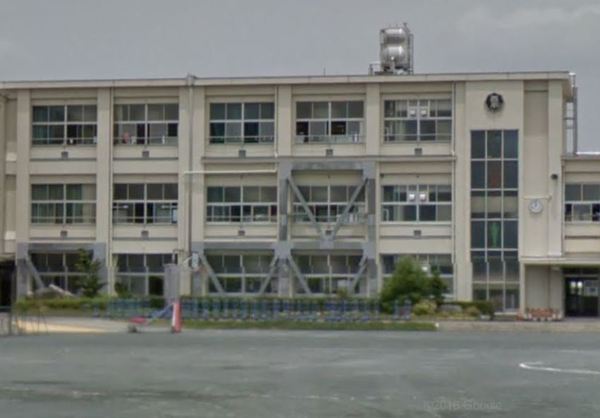 一宮市丹羽字宮浦の土地(一宮市立西成小学校)