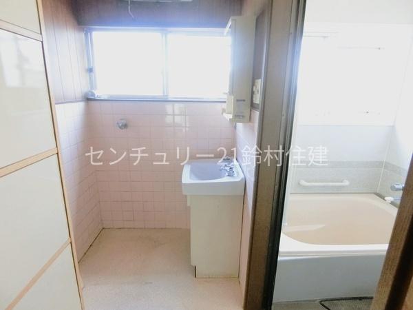 一宮市千秋町佐野字北高須の中古一戸建て