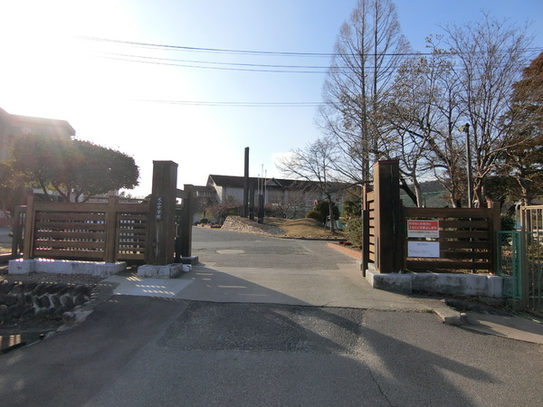 犬山市大字犬山字西古券の土地(犬山市立犬山中学校)