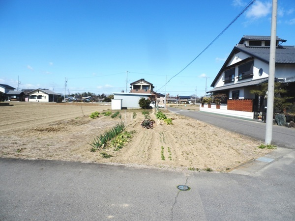 江南市小杁町林の土地