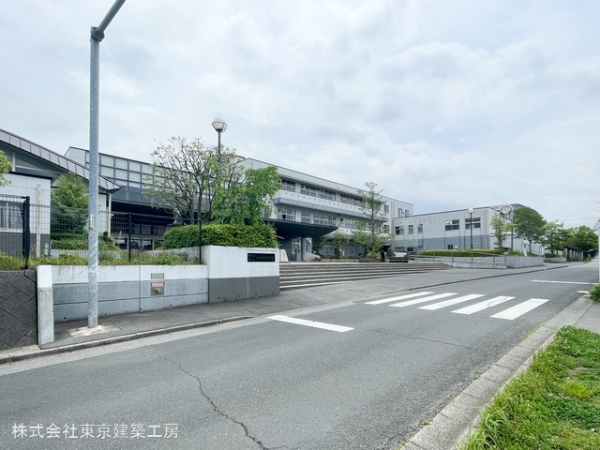 四街道市和良比の新築一戸建(四街道市立四街道中学校)
