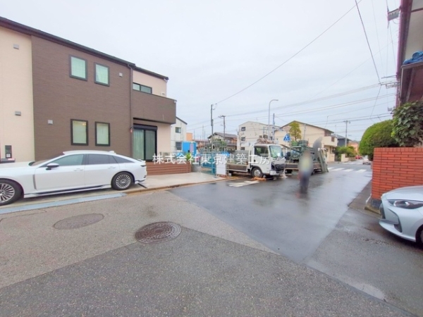 千葉市花見川区畑町の新築一戸建(前面道路含む現地写真)